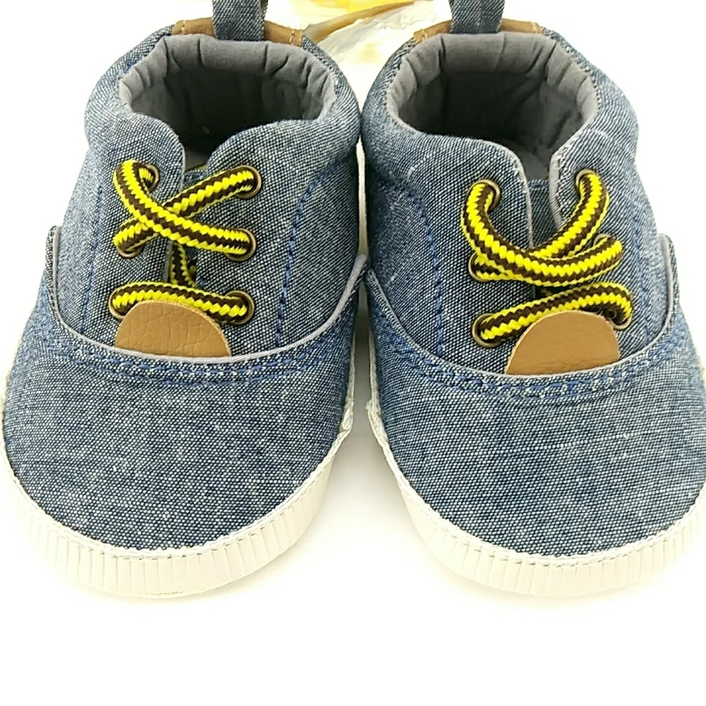 NWT Baby Gap Chambray Denim 6-12 Months Yellow Black Laces Sneakers